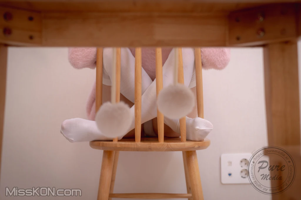 Pure Media Vol.266: Jelly (젤리) – Cutie Rabbit & Pink Hole (200 photos) – Page 4