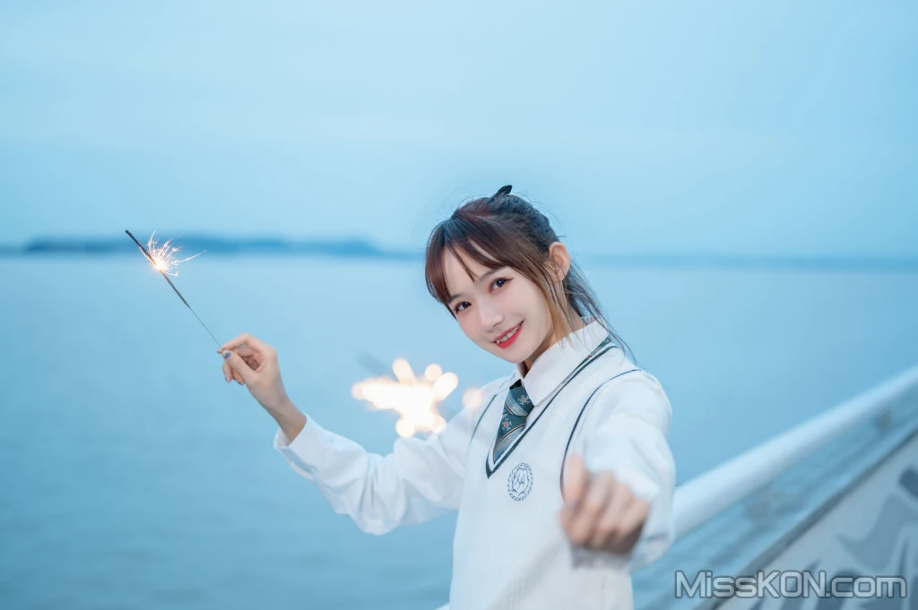 Coser@兔子Zzz不吃胡萝卜: 青草味的河堤 (25 photos) – Page 2
