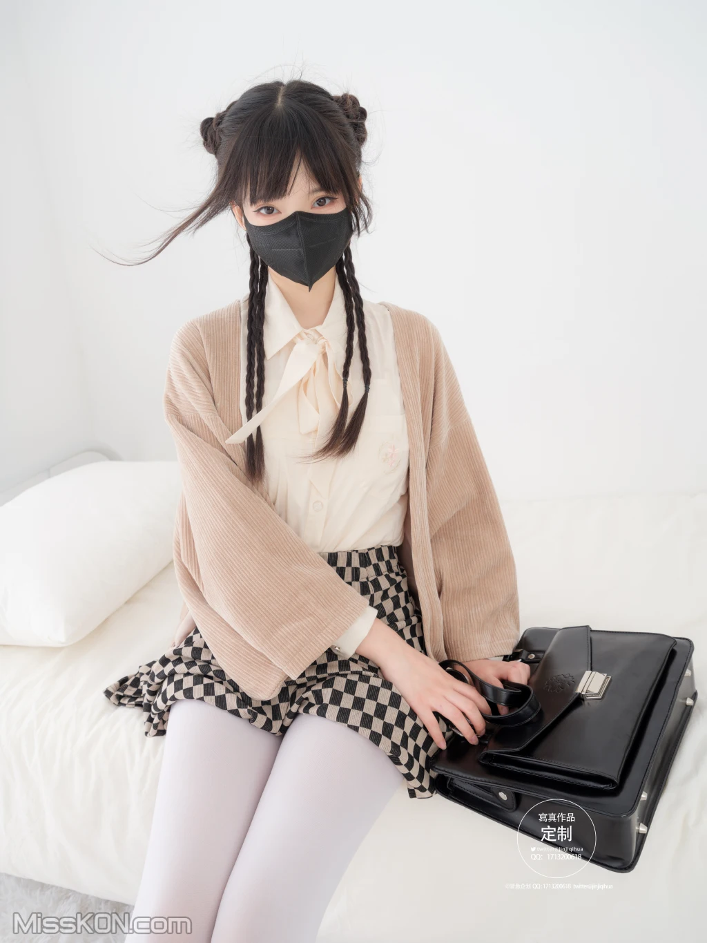 [紧急企划] EX-007: 见希w 民国制服 (88 photos + 1 video) – Page 6