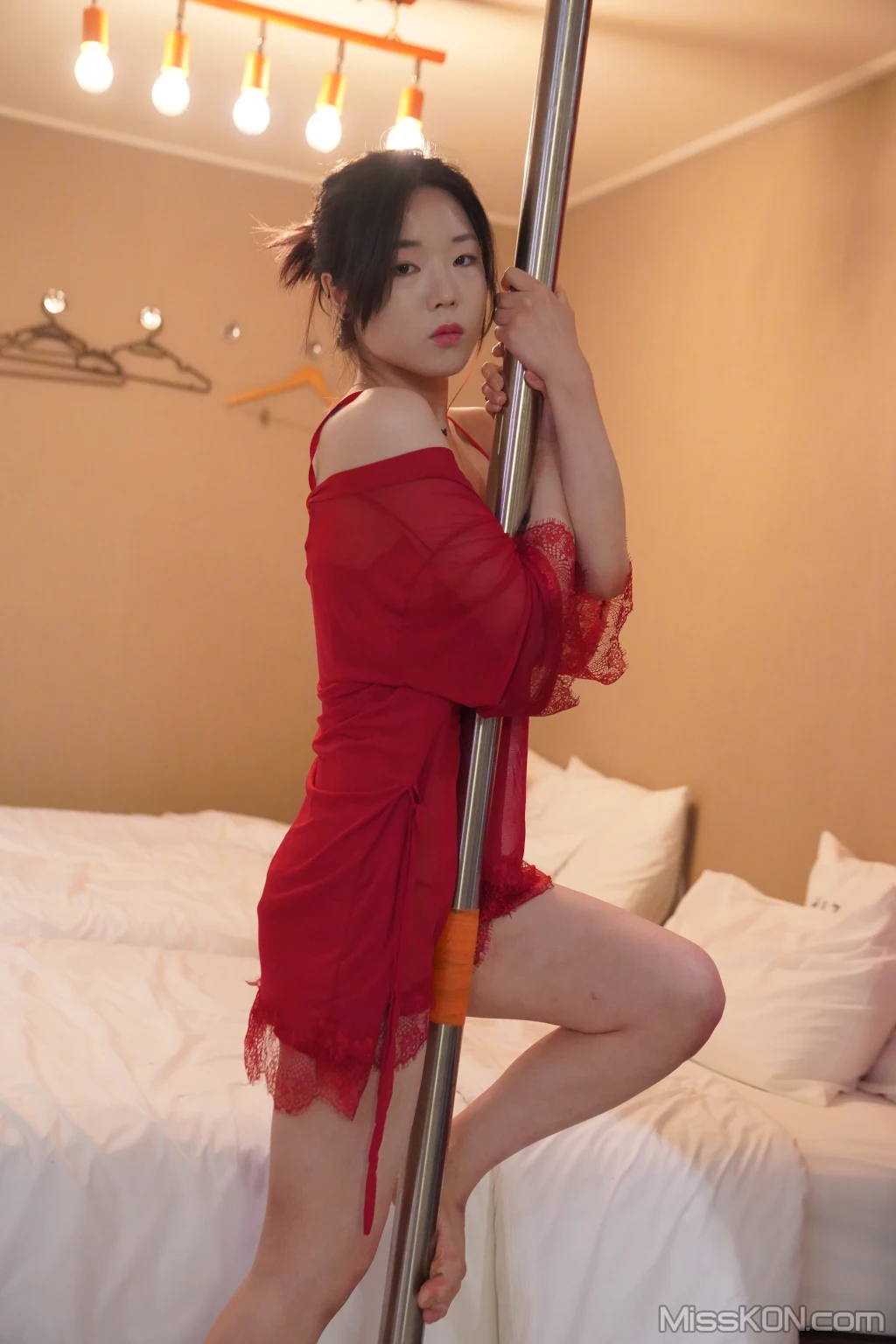 Ji Woo: Photobook Vol.01 (78 photos) – Page 2