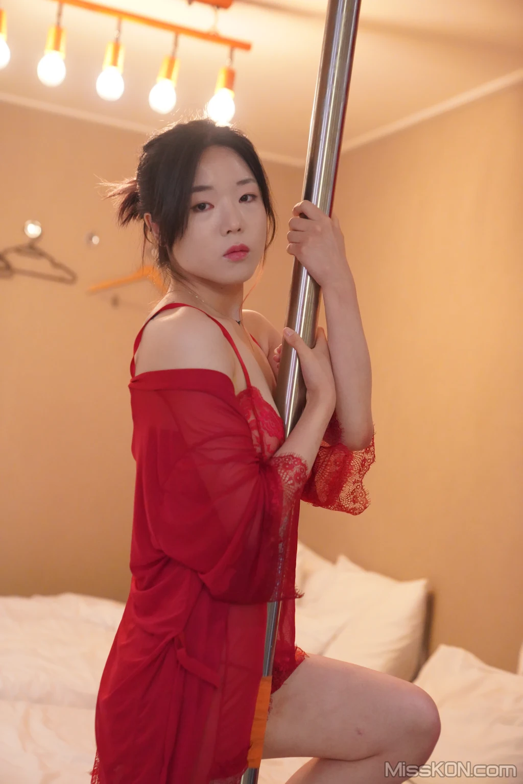 Ji Woo: Photobook Vol.01 (78 photos) – Page 2