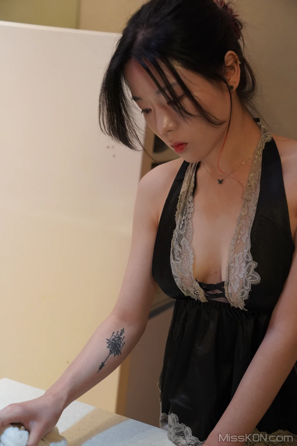 Ji Woo: Photobook Vol.01 (78 photos) – Page 4