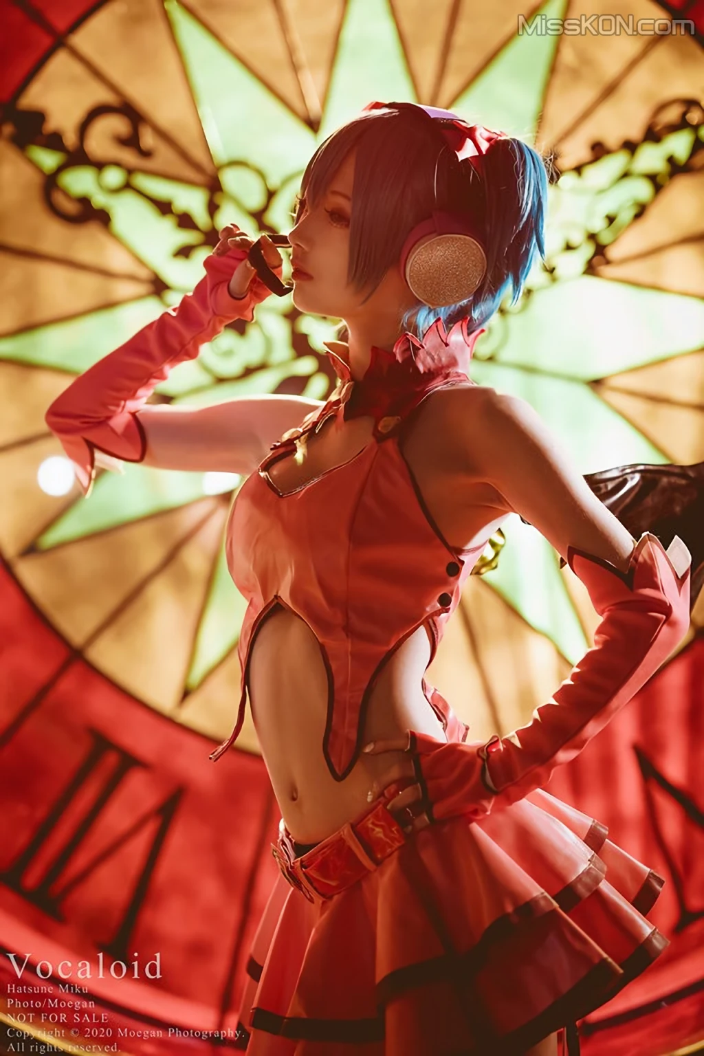 Coser@沖田凜花Rinka: 初音ミク Sweet Devil (15 photos)