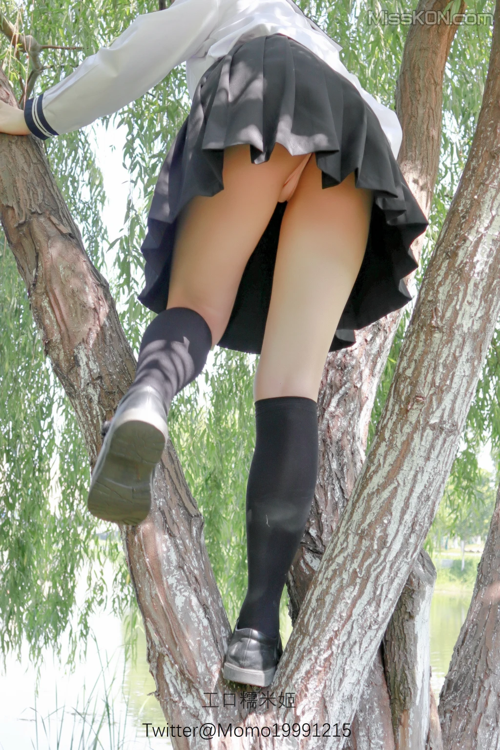 Coser@工口糯米姬: 痴女露出 (49 photos + 1 video) – Page 2