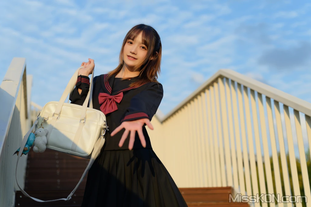 Coser@兔子Zzz不吃胡萝卜: 小花 (34 photos)