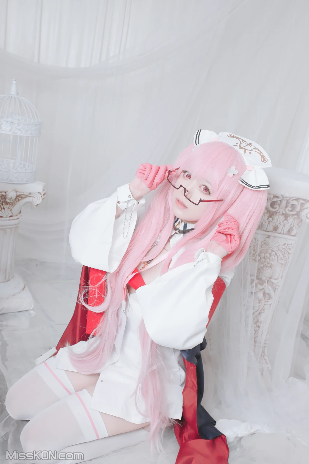 Coser@Asagiriai (愛ちゃん): 英仙座护士服 (20 photos)
