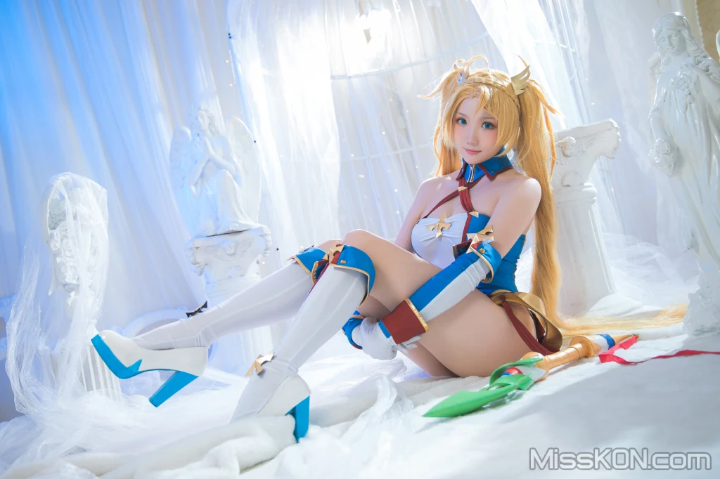 Coser@瓜希酱: 布拉达曼特 (25 photos) – Page 2
