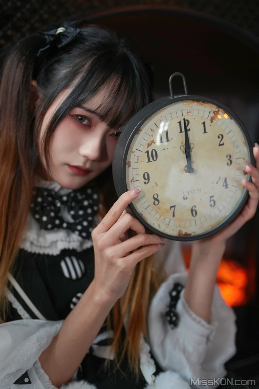 Coser@兔子Zzz不吃胡萝卜: 怪盗魔术师 (31 photos) – Page 2