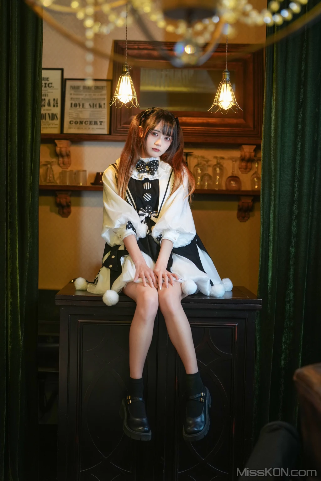 Coser@兔子Zzz不吃胡萝卜: 怪盗魔术师 (31 photos) – Page 2