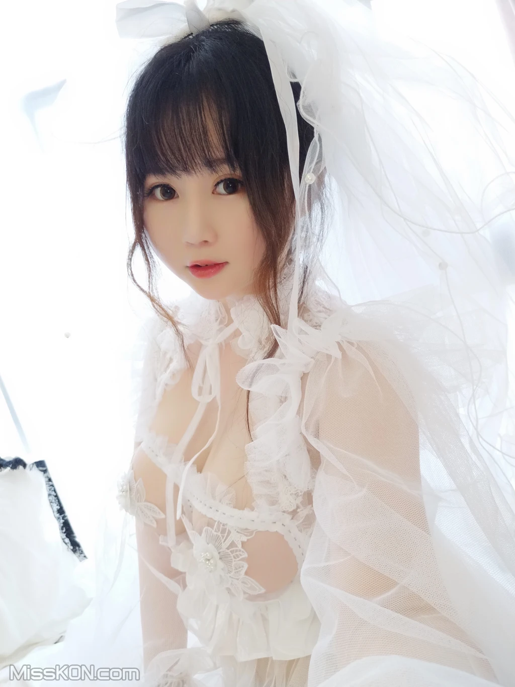 Coser@蜜桃少女是依酱呀: 花嫁 (40 photos) – Page 4