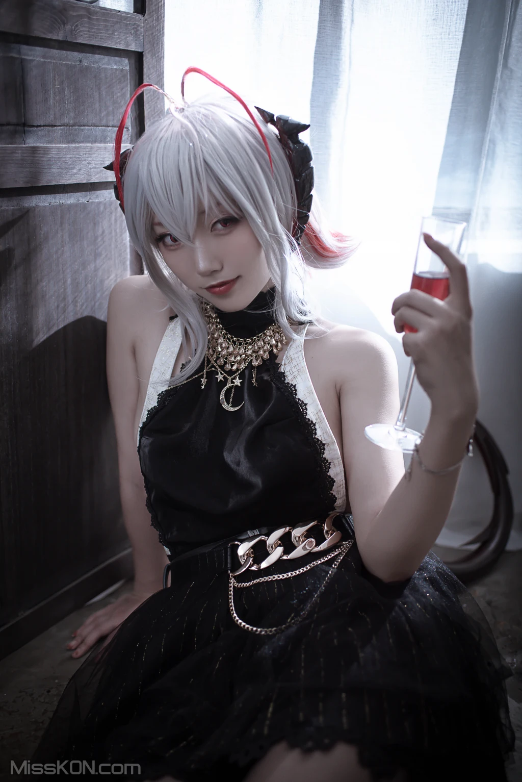 Coser@切切Celia: 明日方舟 W 礼服 (20 photos) – Page 2