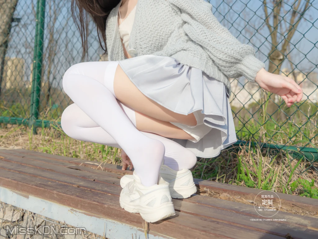 [紧急企划] EX-015: 见希w (37 photos) – Page 4