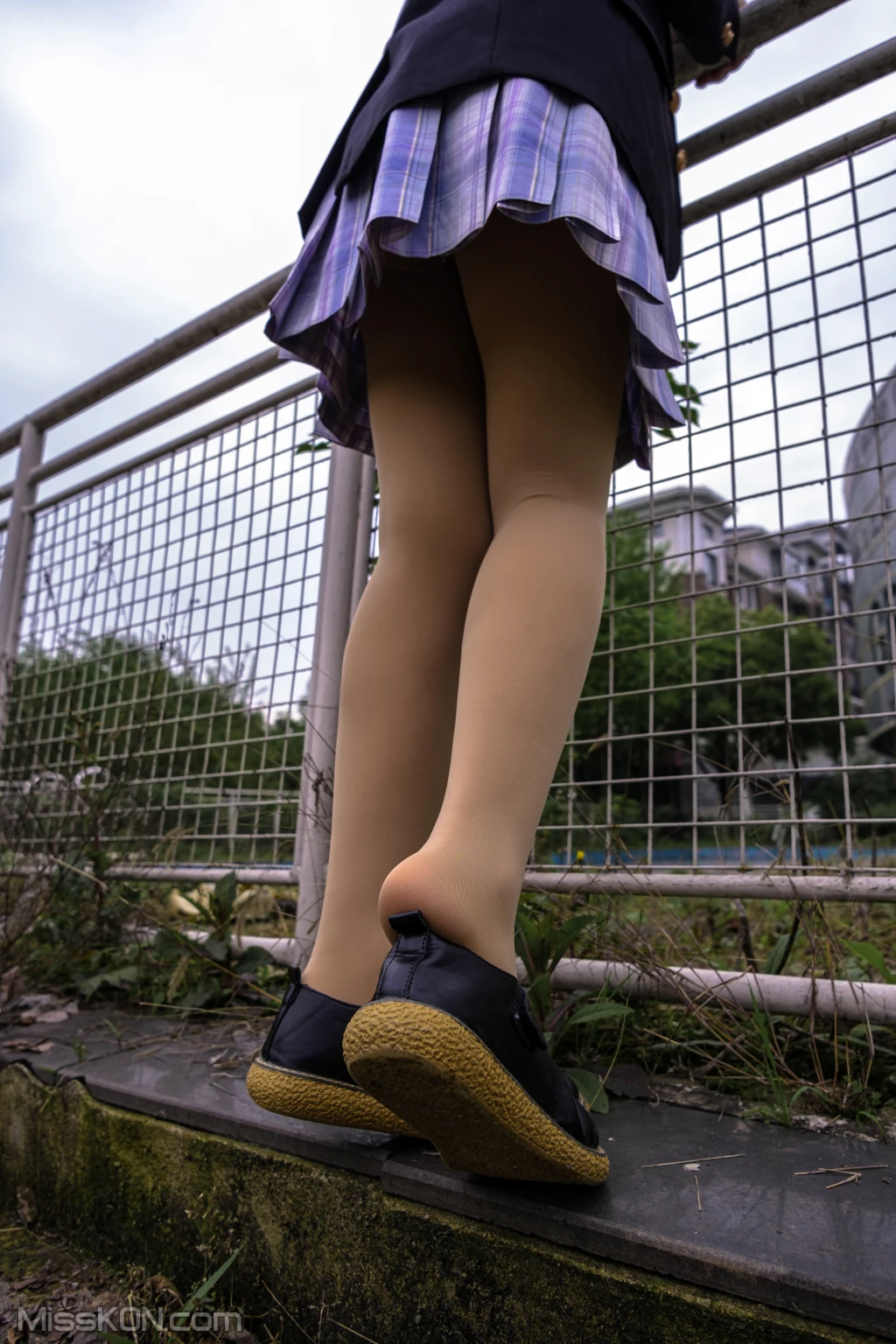 [森萝财团写真] 月下001 小夜 肉丝 300D 真空 (76 photos) – Page 5