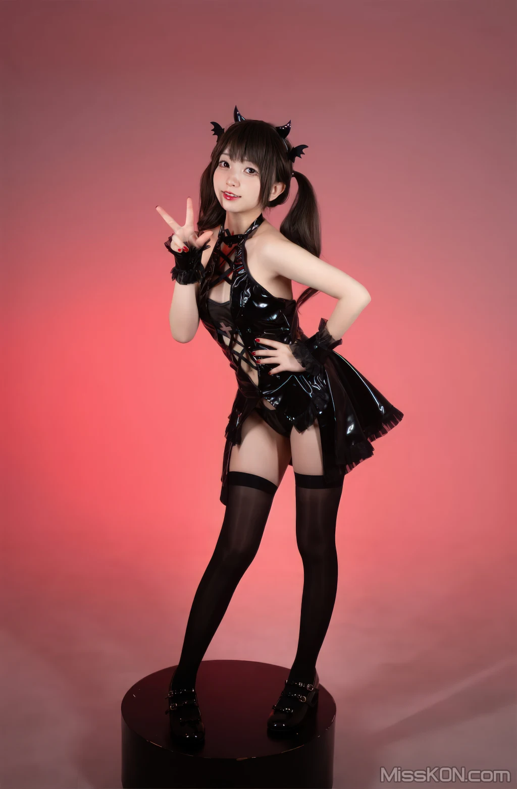 Coser@花铃: 小恶魔 (85 photos)