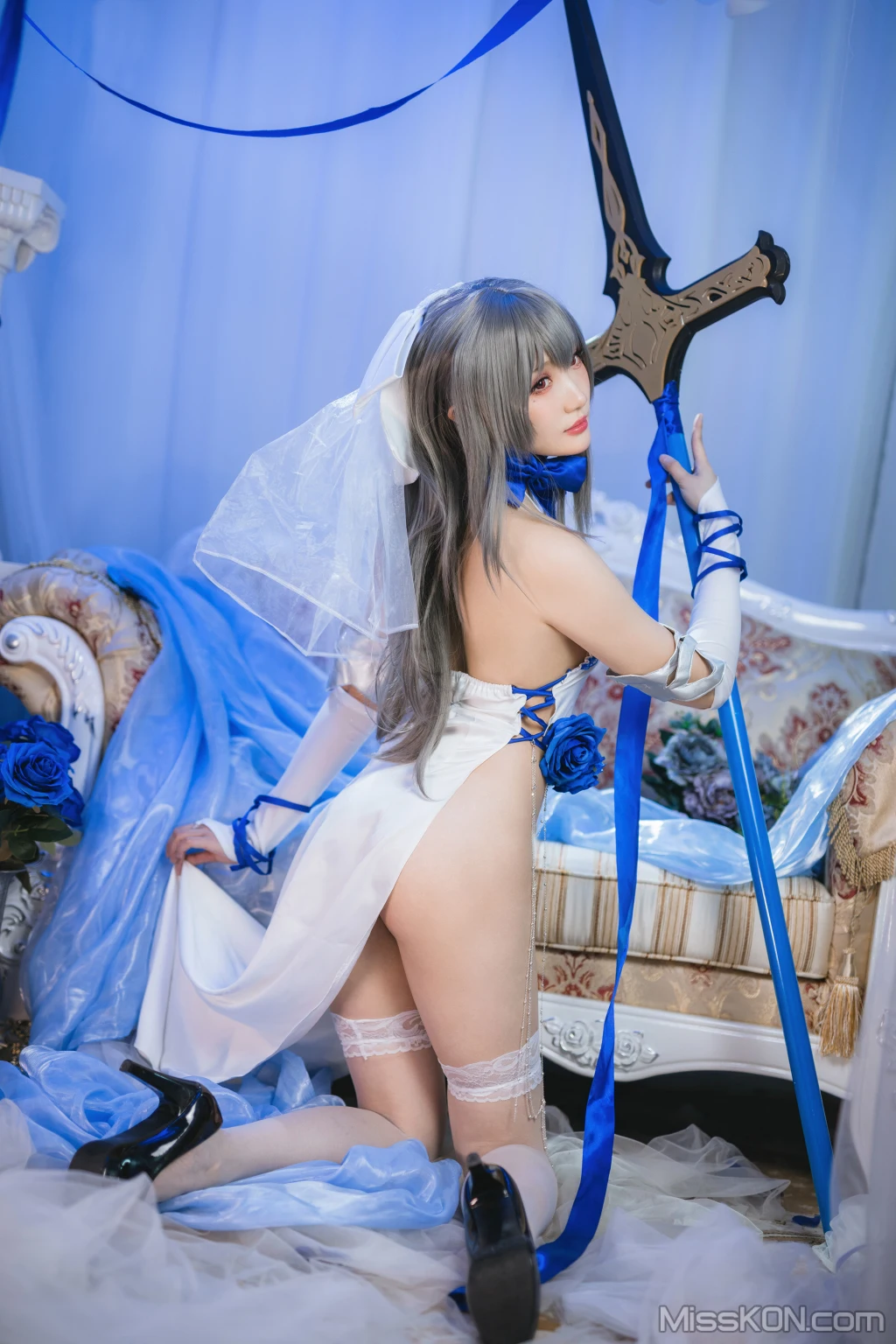 Coser@瓜希酱: 路易九世礼服 (22 photos) – Page 2