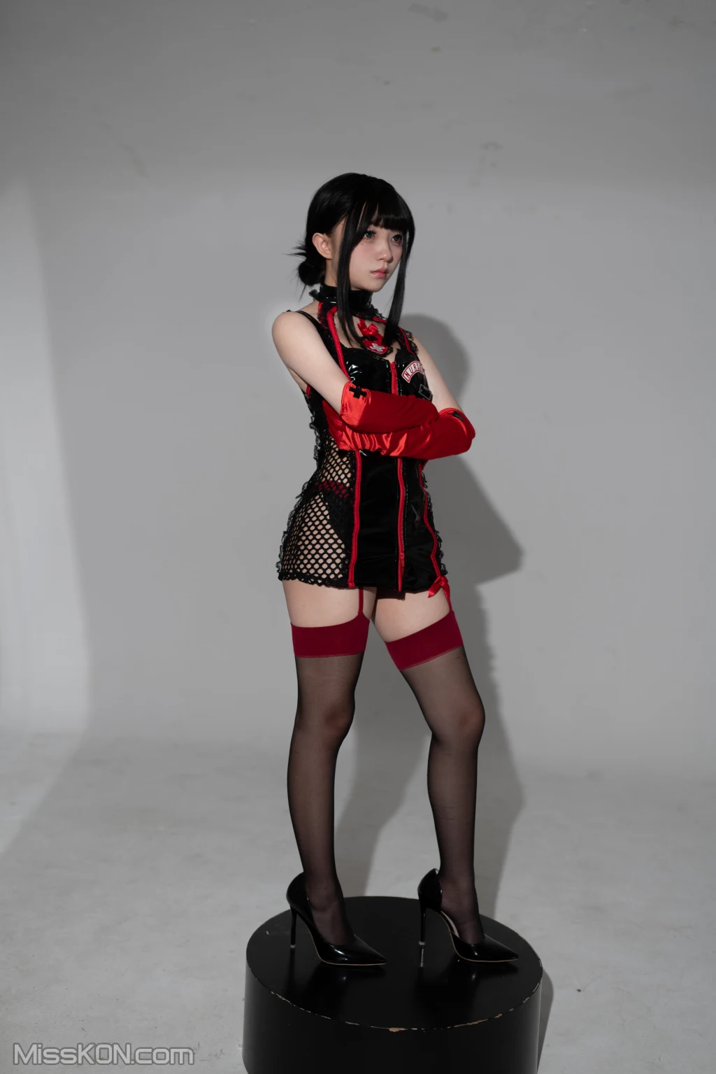 Coser@花铃: 特工护士 (31 photos)