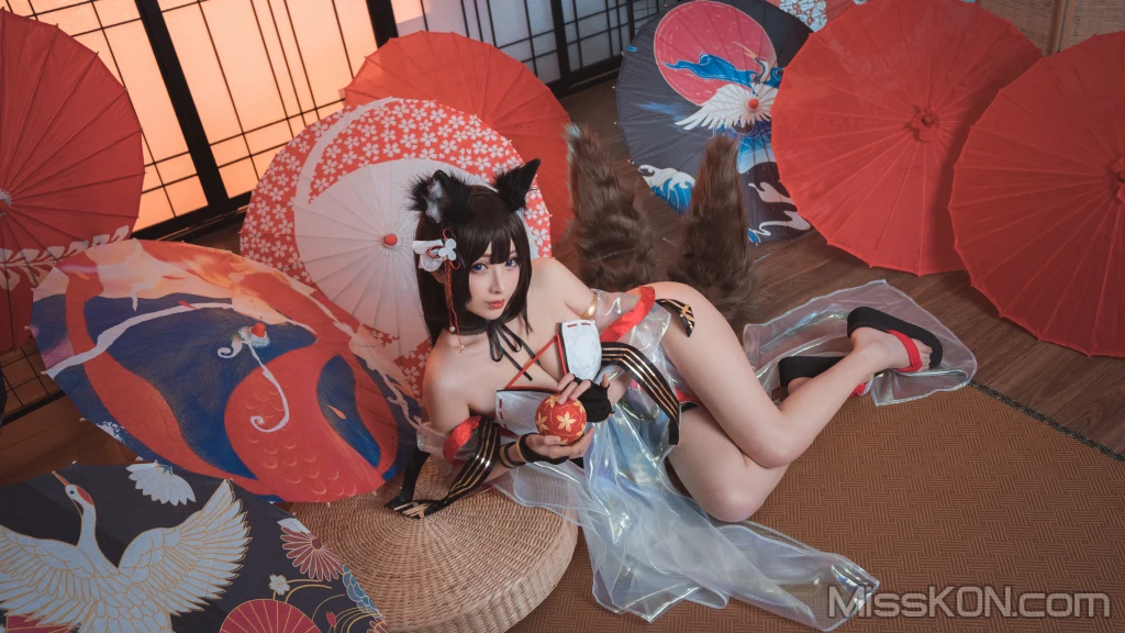 Coser@: Azurlane Amagi (30 photos) – Page 2
