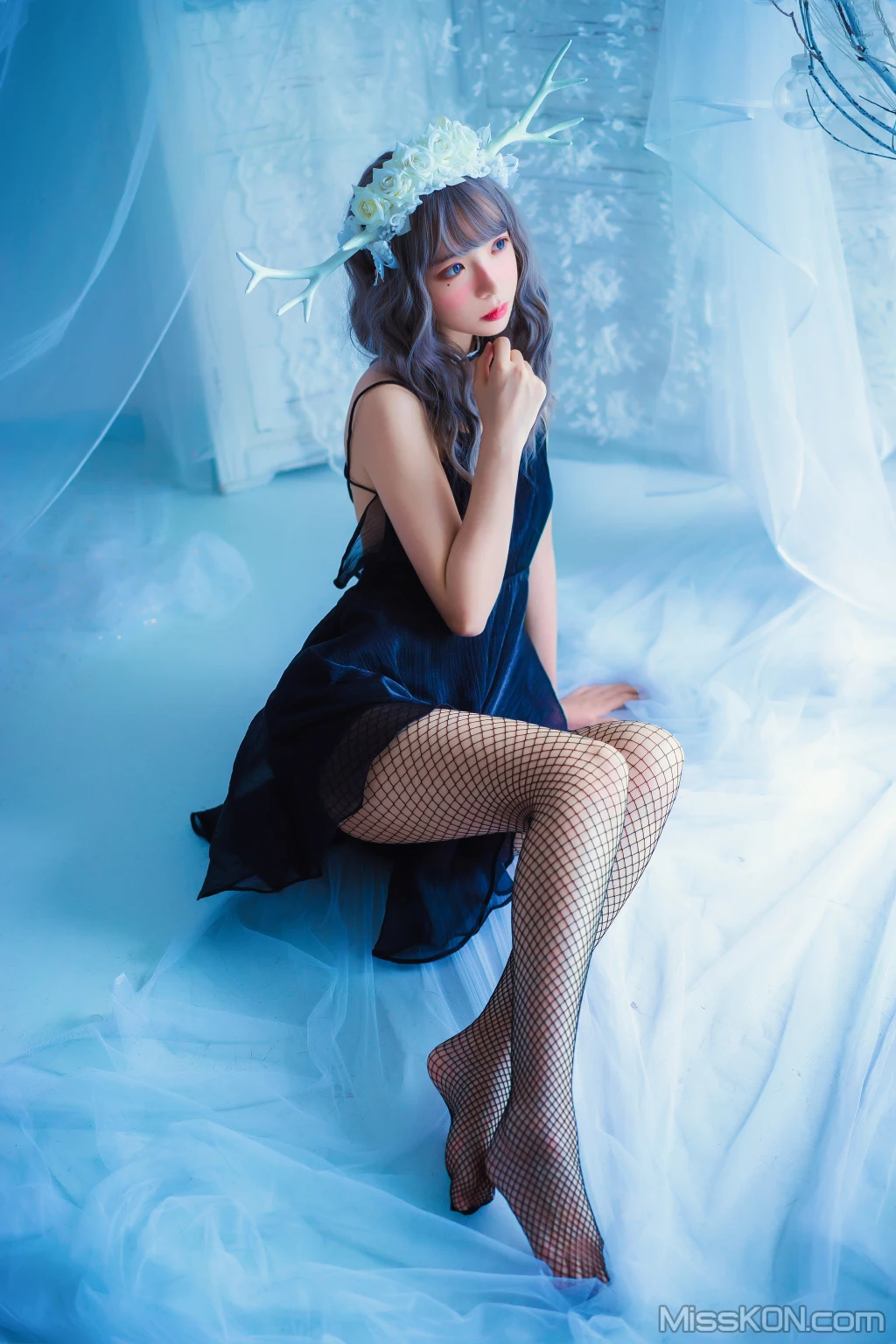 Coser@疯猫ss: 黑裙 (25 photos) – Page 3