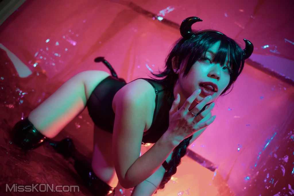 Kuromelo (黒メル): Succubus (146 photos) – Page 2