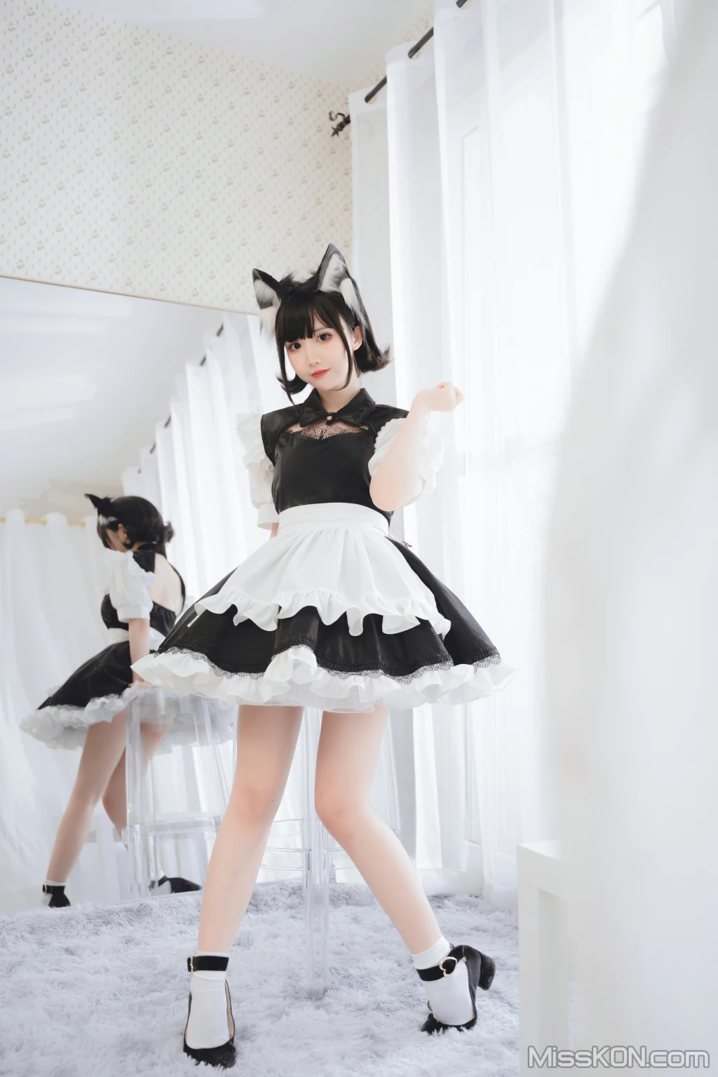 Coser@面饼仙儿 No.114: 开胸女仆 (17 photos) – Page 2