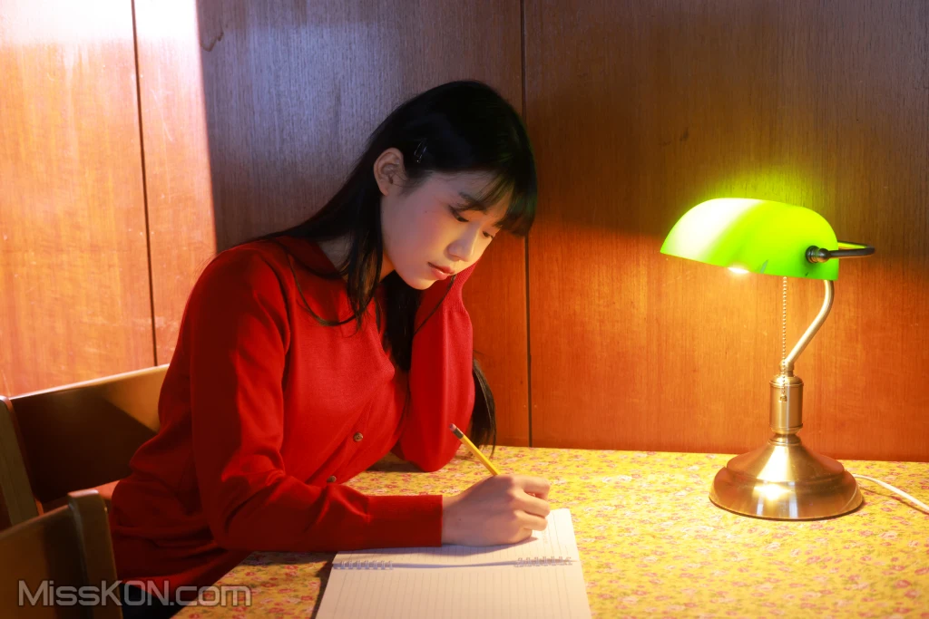 [Yo-U] Yui: Vol.2 Album Dec 2023 (199 photos + 1 video)