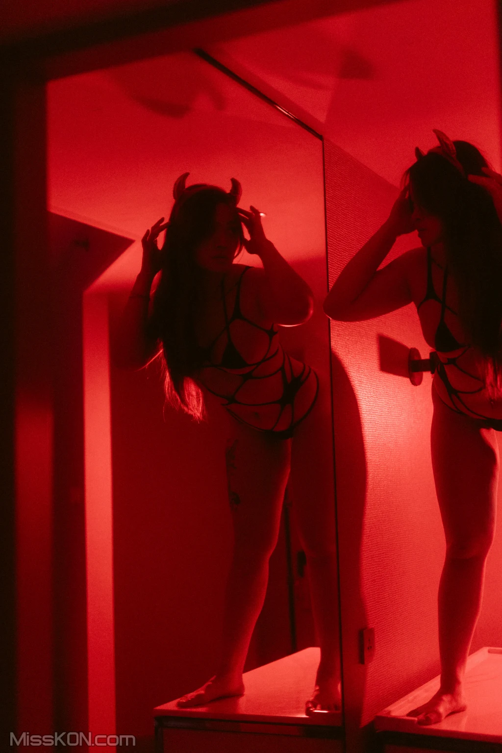 [DCP snaps] Yukari: Vol.3 Halloween Red (104 photos) – Page 6