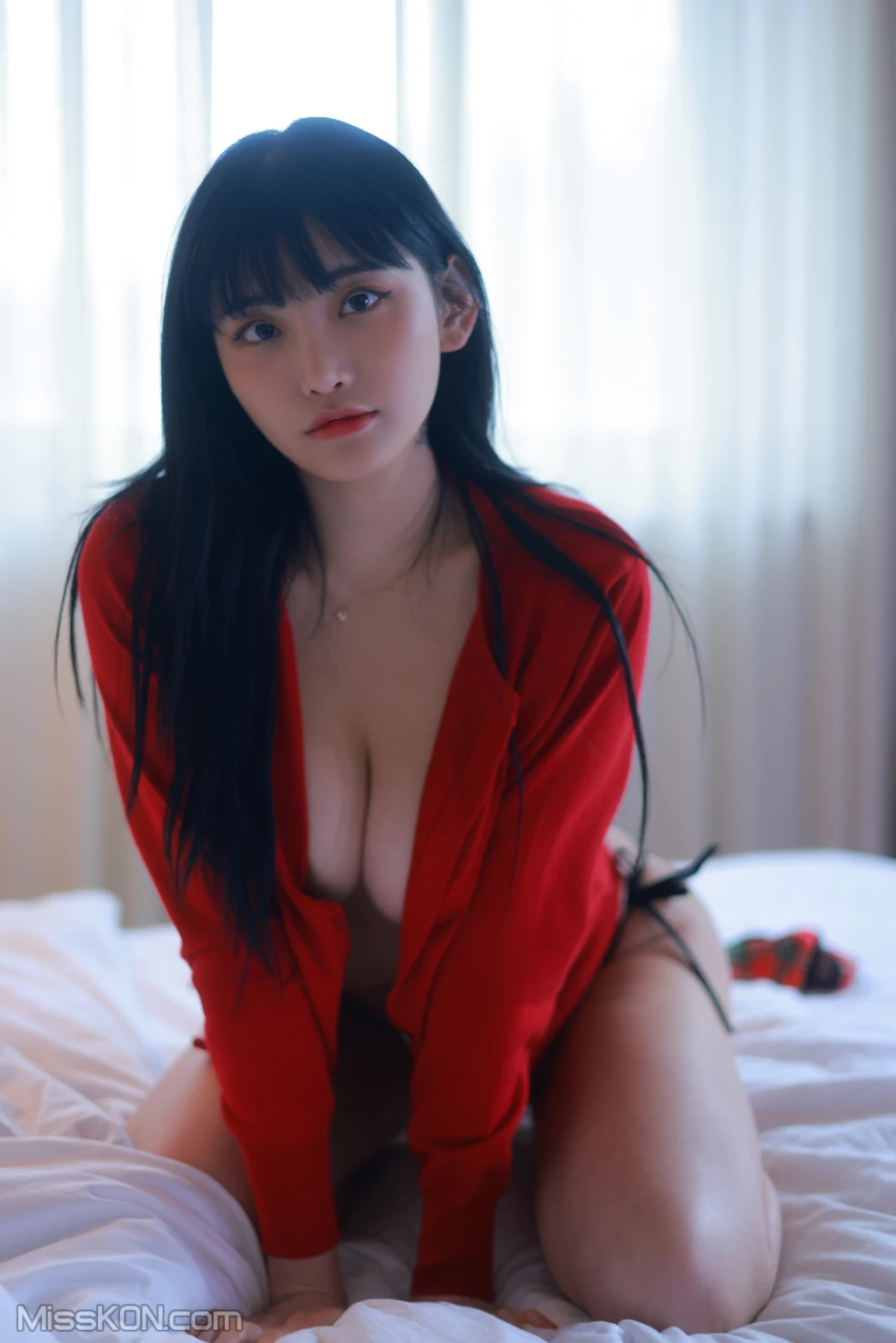 [Yo-U] Sula: Christmas Present (147 photos + 1 video) – Page 3