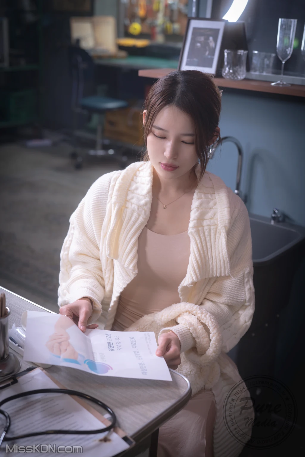 Pure Media Vol.269: Yeha (예하) – Visit Suspicious Hospital (201 photos) – Page 2