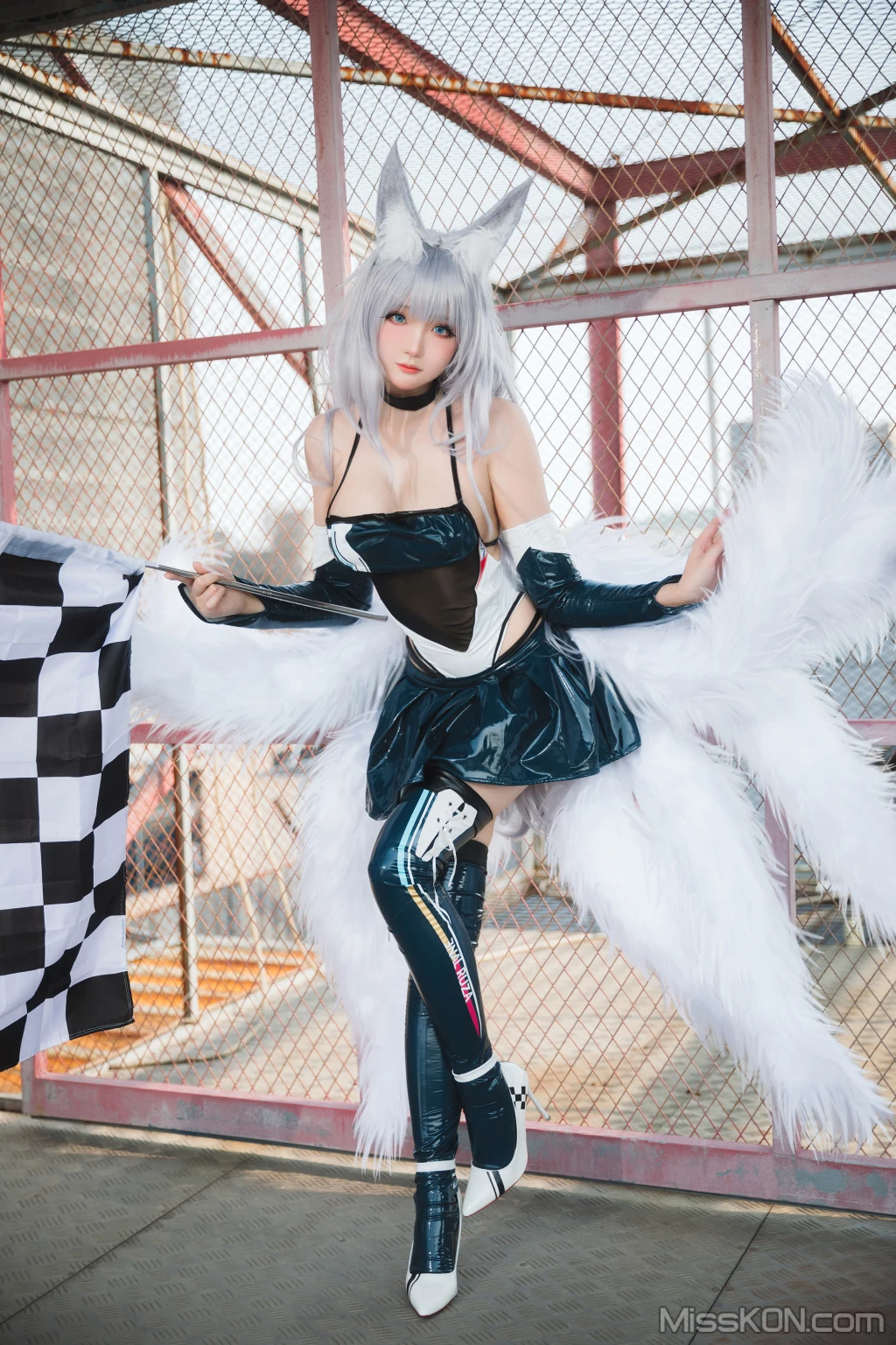 Coser@瓜希酱: 碧蓝航线 信浓赛车 (16 photos) – Page 2