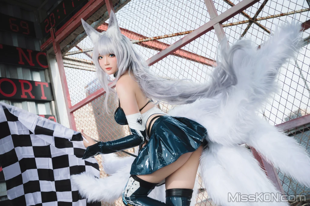 Coser@瓜希酱: 碧蓝航线 信浓赛车 (16 photos) – Page 2