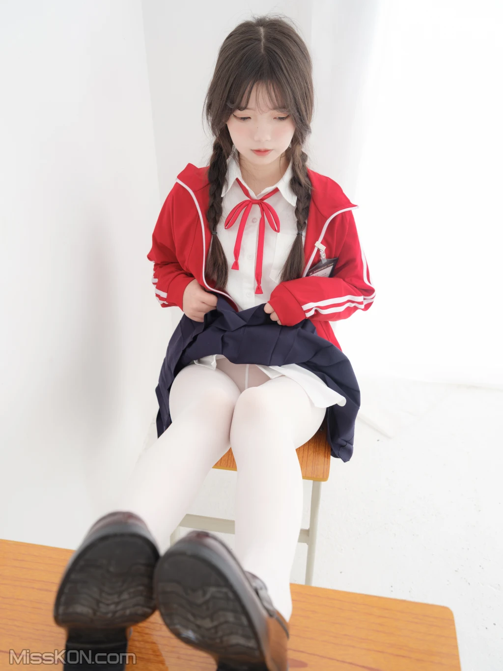 [紧急企划] 内部 奶昔: 学生妹 (60 photos) – Page 6