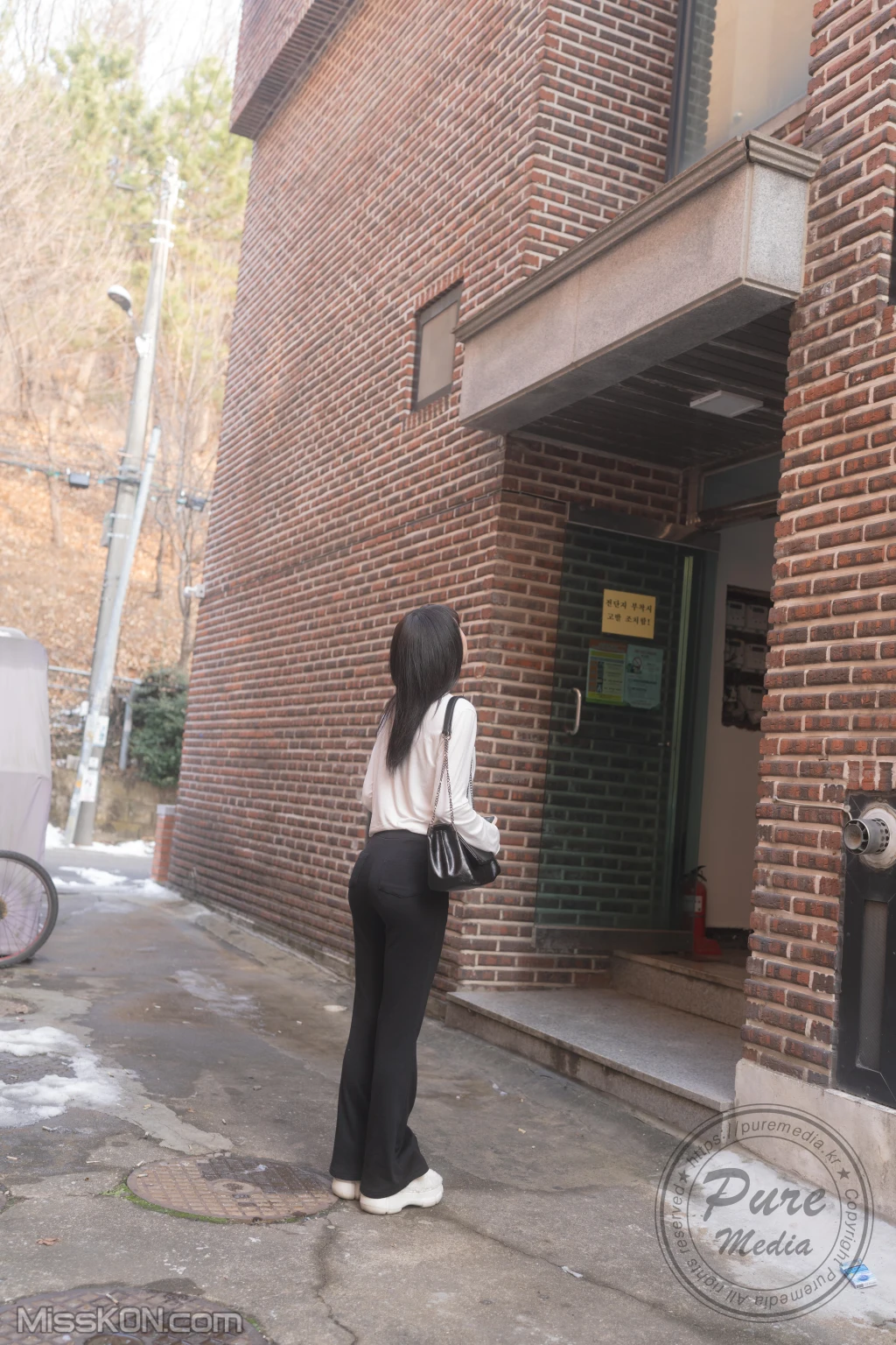 Pure Media Vol.270: Hina (히나) & Sira (시라) – X-rated Contract (248 photos) – Page 2